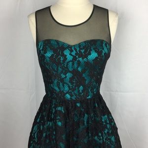 Hailey Logan By Adrianna Papell  Lace Dress SZ 5/6